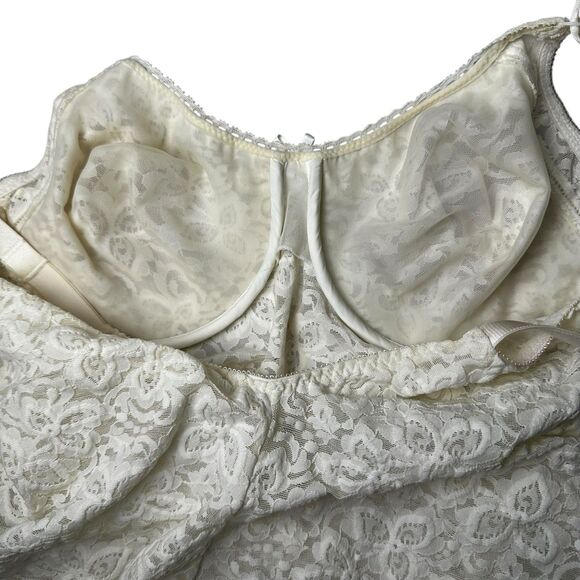 Vintage Bali Floral Cream Lace Bodysuit 40B Nylon Stretch Shaper Underwire 7432 - Picture 6 of 9